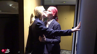 Wtf!? I Took the Company Whore to My Room!!