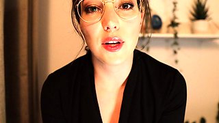 Brunette Couch Webcam Solo Fun Masturbating