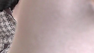 Arousing Foot-sniffing Session with Stepmother Lady Victoria Valente