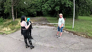 Dominatrix Date Loose Slave Gets What He Deserves