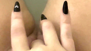 Hot Wife Masturbates in Bathtub - 4K